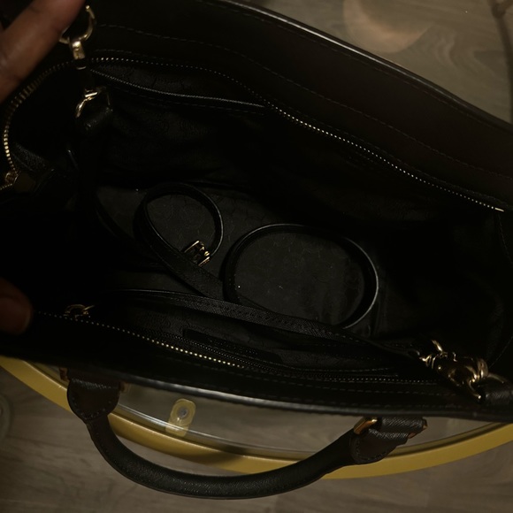 Purses - Picture 5 of 11